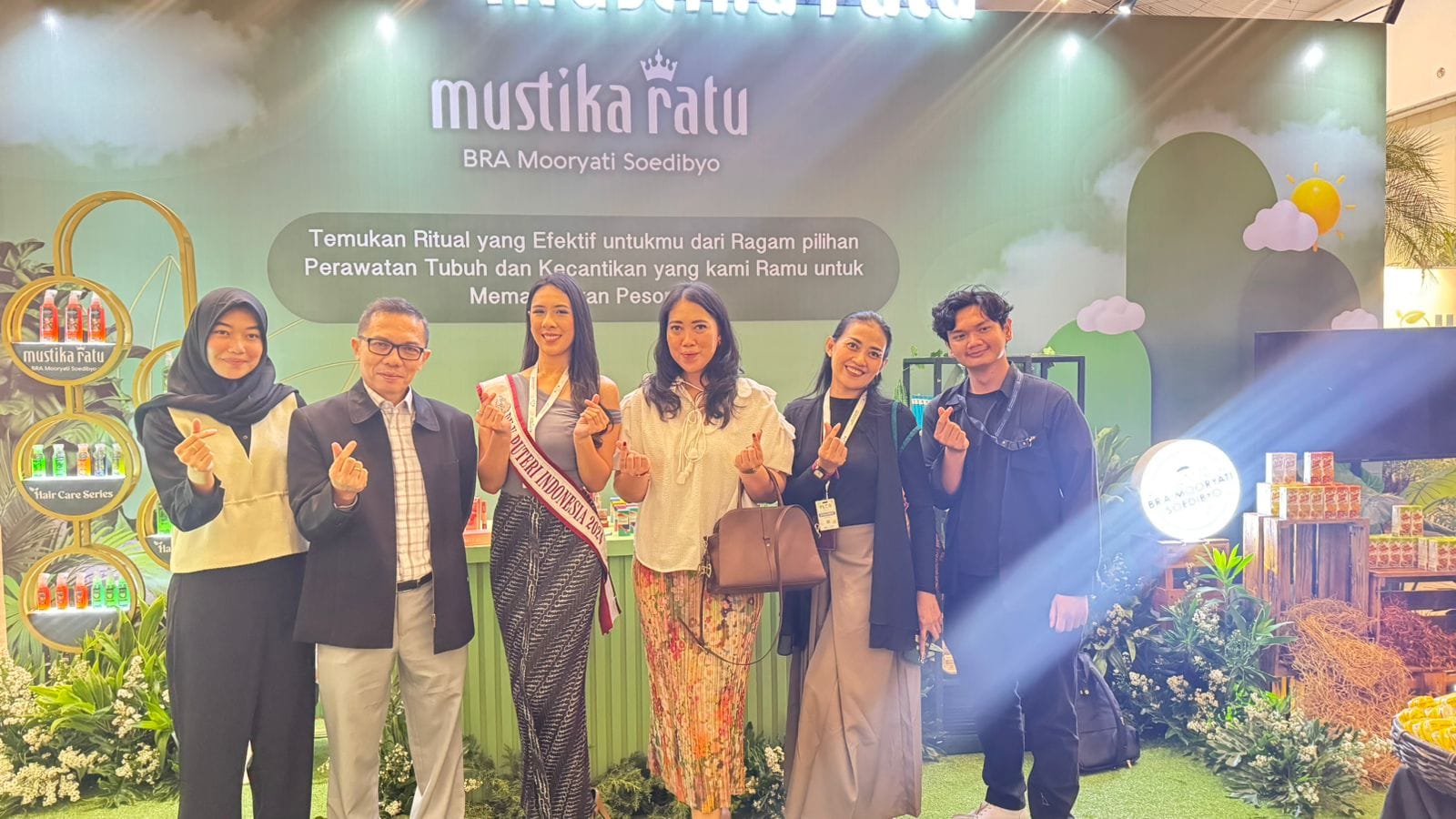 Mustika Ratu Hadir di FLOII Expo 2024