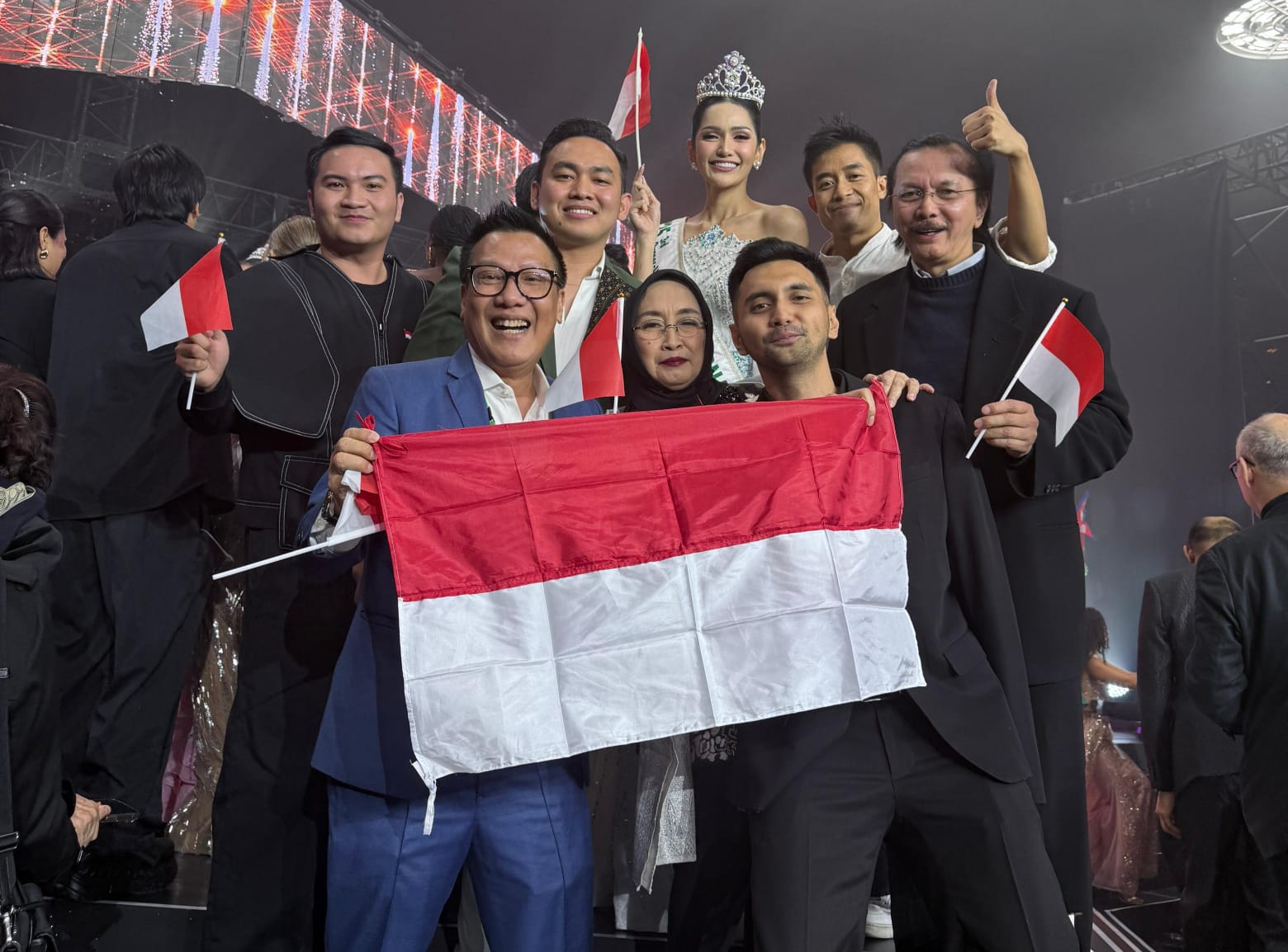 capaian Melliza Xaviera Putri (Puteri Indonesia Lingkungan 2025) sebagai Third Runner-Up Miss International 2025 di Jepang.
