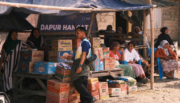 Mustika Ratu Peduli Bergerak Bantu Penyintas Gempa NTT