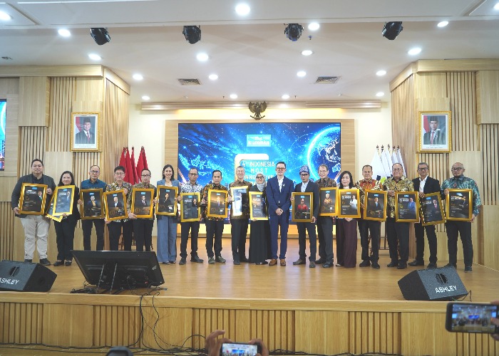 Dua Pimpinan Mustika Ratu Raih Penghargaan Inovasi 2026