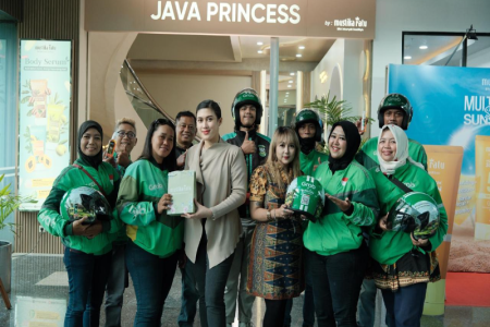 Mustika Ratu dan Grab Hadirkan Solusi Perawatan Rambut Alami